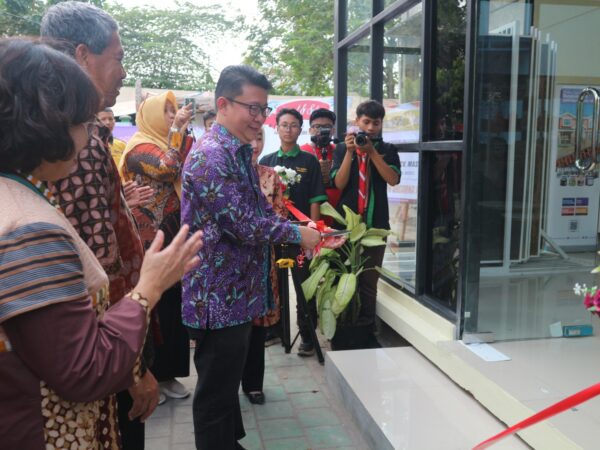 PERESMIAN KELAS INDUSTRI ENTERPRENEUR