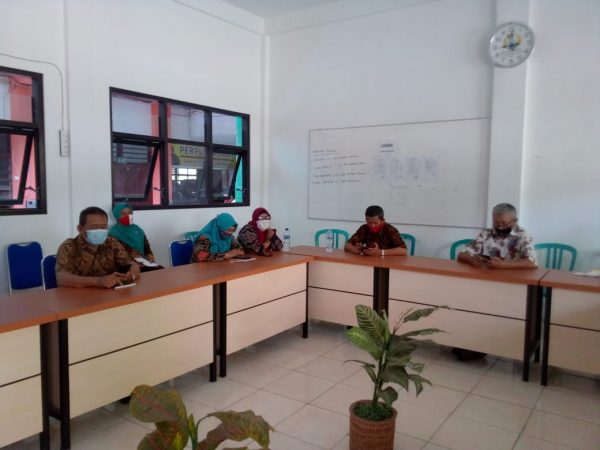 Rapat Koordinasi Penyusunan Dokumen Kurikulum Tahun Pelajaran 2020-2021
