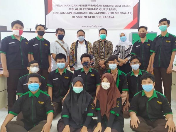 INDUSTRI MENGAJAR  MM