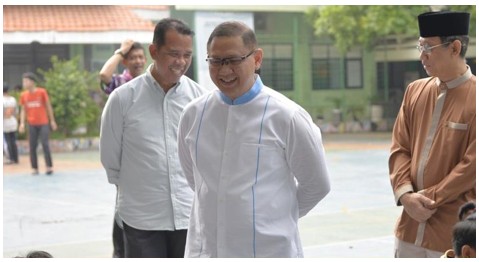 Kepala Dinas Pendidikan Provinsi Jawa Timur Tinjau Pelaksanaan Kurban di SMK Negeri 3 Surabaya